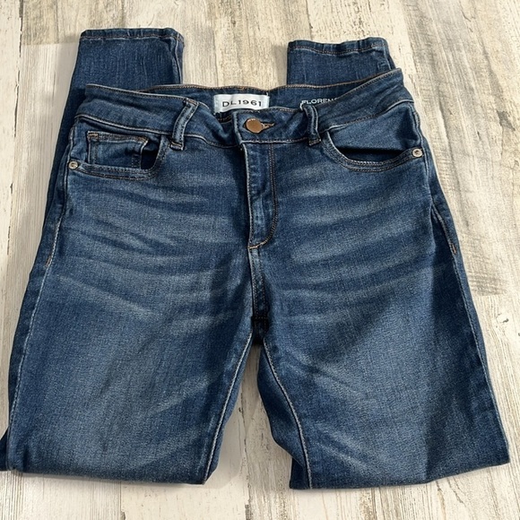 DL1961 Florence Instasculp Cropped Jeans Size 26 - Picture 3 of 12